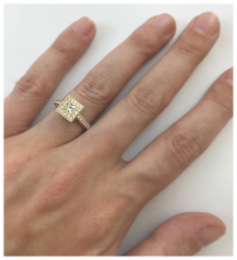 טבעת אירוסין וינטג’ יהלום פרינסס